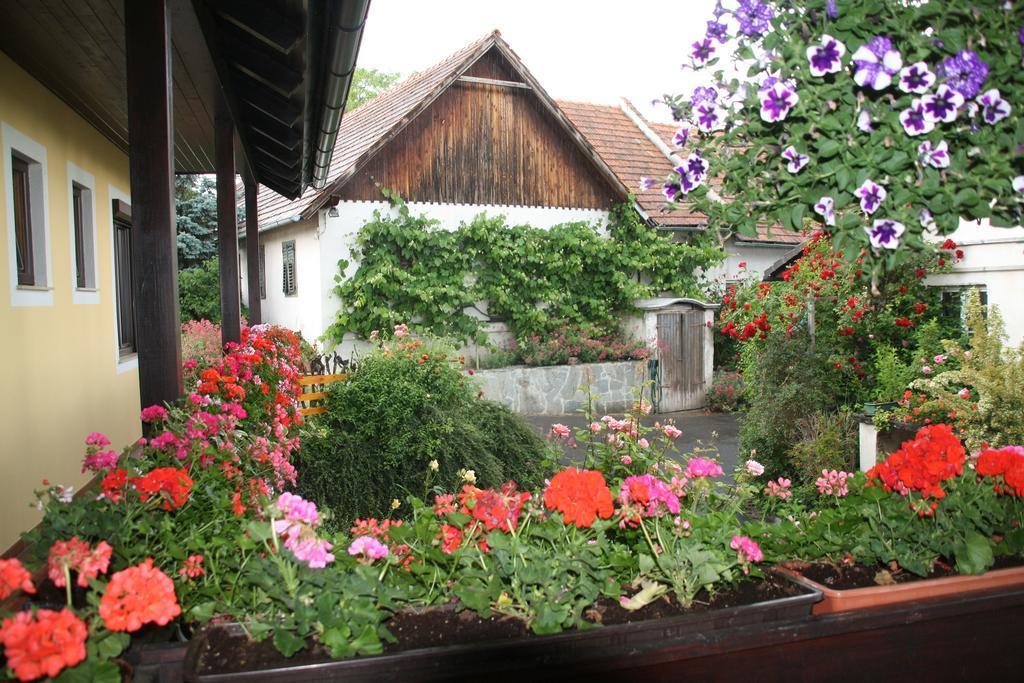 Gastehaus Dobida Hotel Unterlamm  Exterior photo